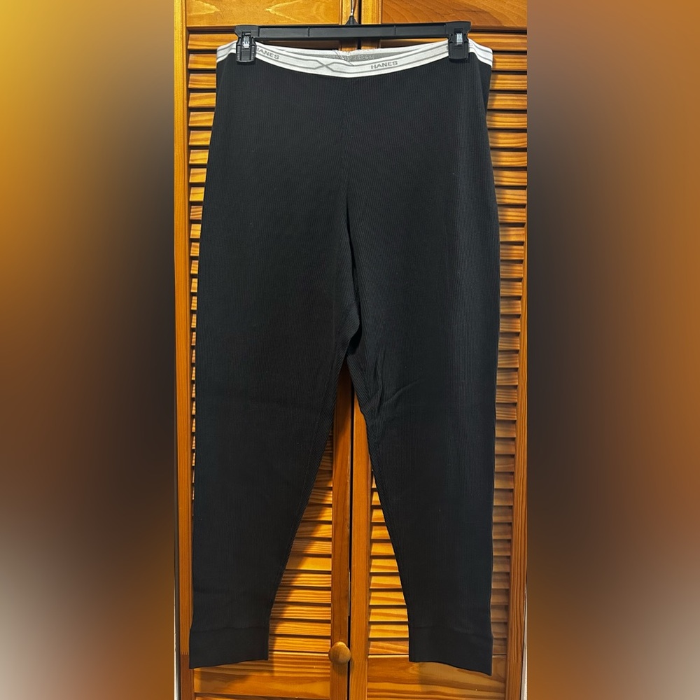 Hanes Black Women's Intimate Leggings